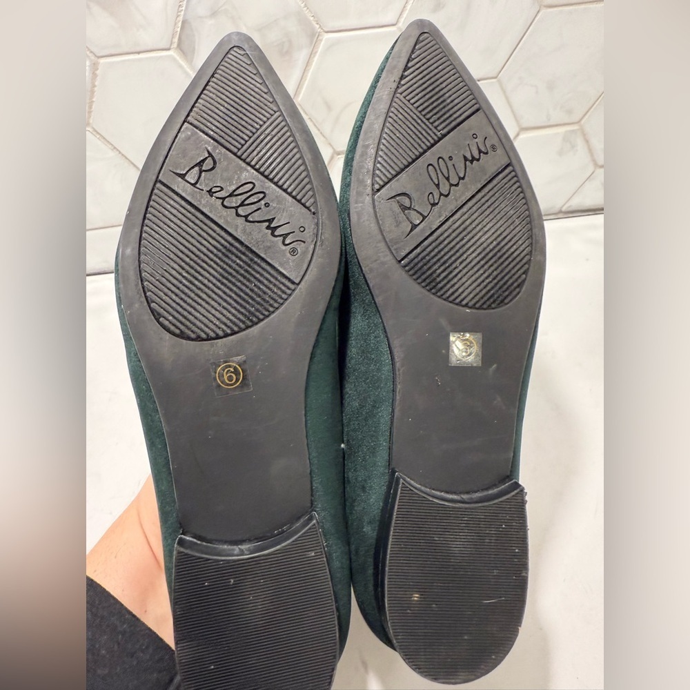 Dragonfly Bellini Dark Green Velvet Pointed Toe Flats Rhinestones Sz 6 - Picture 10 of 13